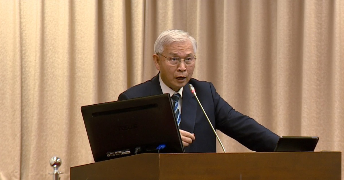 坦承「央行反應慢」導致匯率失控 楊金龍：會記取教訓's story cover image