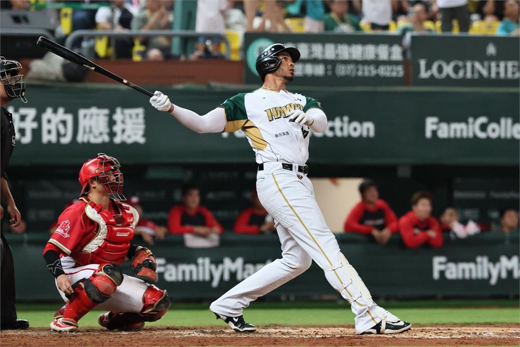 魔鷹連3場開轟也沒用！台鋼單場7次失誤4：9吞敗's story cover image