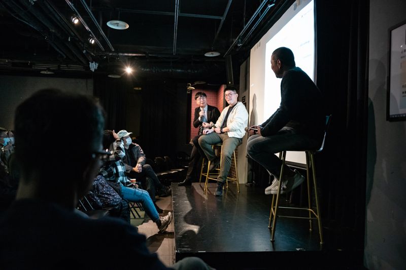 在邊陲發起革命 網路與新聞自由的抵抗運動｜黃豆泥 VS. 許明恩｜READr Mesh Launch Party 第三場主題對談會後紀錄 @23 comedy's story cover image