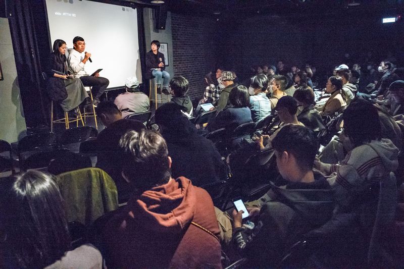 重新定義新聞：自媒體的嘗試與衝撞｜楊貴智 VS 陳莉雅｜READr Mesh Launch Party 第二場主題對談會後紀錄 @23 comedy's story cover image